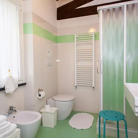 Agri Bed - L'affittacamere In Collina - Guest On The Hill * Lavagna