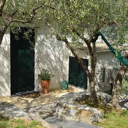 Agri Bed - L'affittacamere In Collina - Guest On The Hill * Lavagna